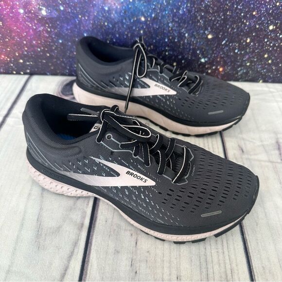 Brooks Ghost 13 Gray Running Shoes Walking Comfort  Womens Sz 7 W -1203381D062 - Picture 1 of 9